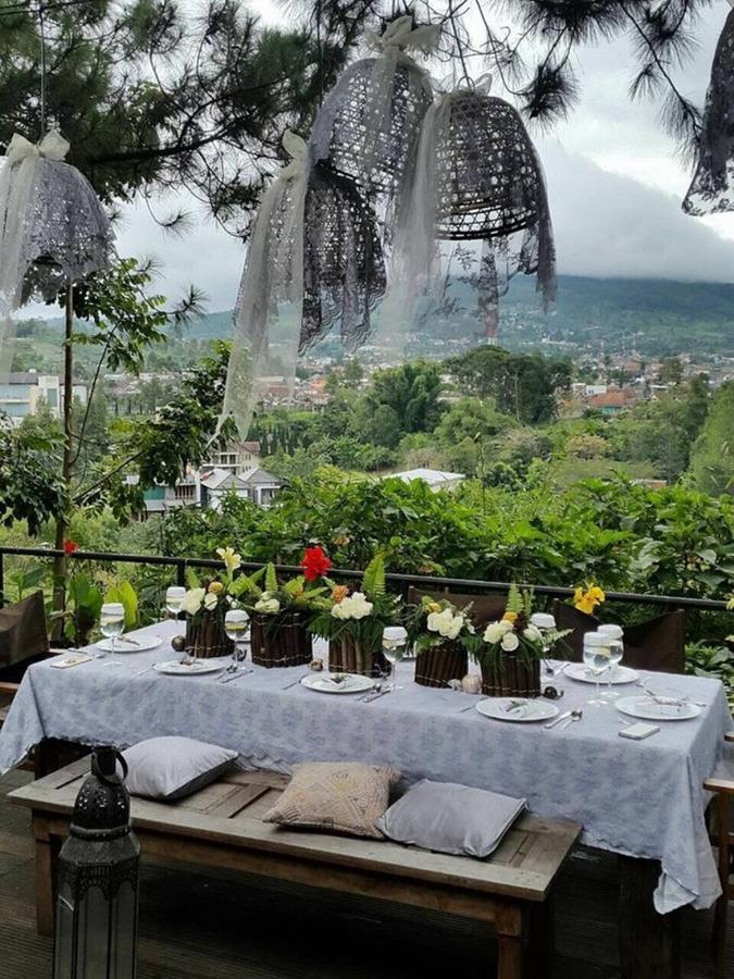 Ruth'S Bed & Breakfast Lembang Exteriér fotografie